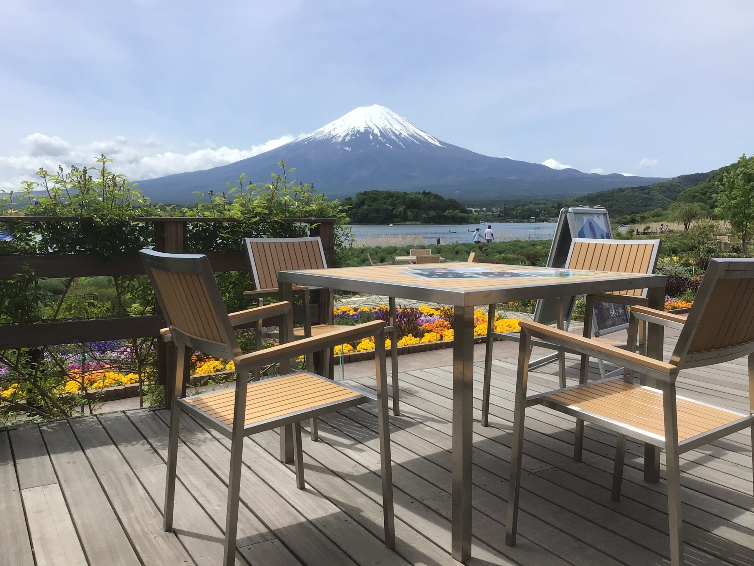 河口湖観光おすすめスポット　富士山眺望・カフェ　大石公園（自然生活館）